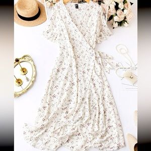 Cottagecore Bohemian Chic Summer Flowy Floral Wrap Dress Size 1XL NEW